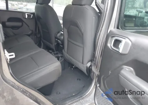 2022 Jeep Gladiator Sport S 4X4 z USA, uszkodzony, nr VIN 1C6HJTAG6NL175573